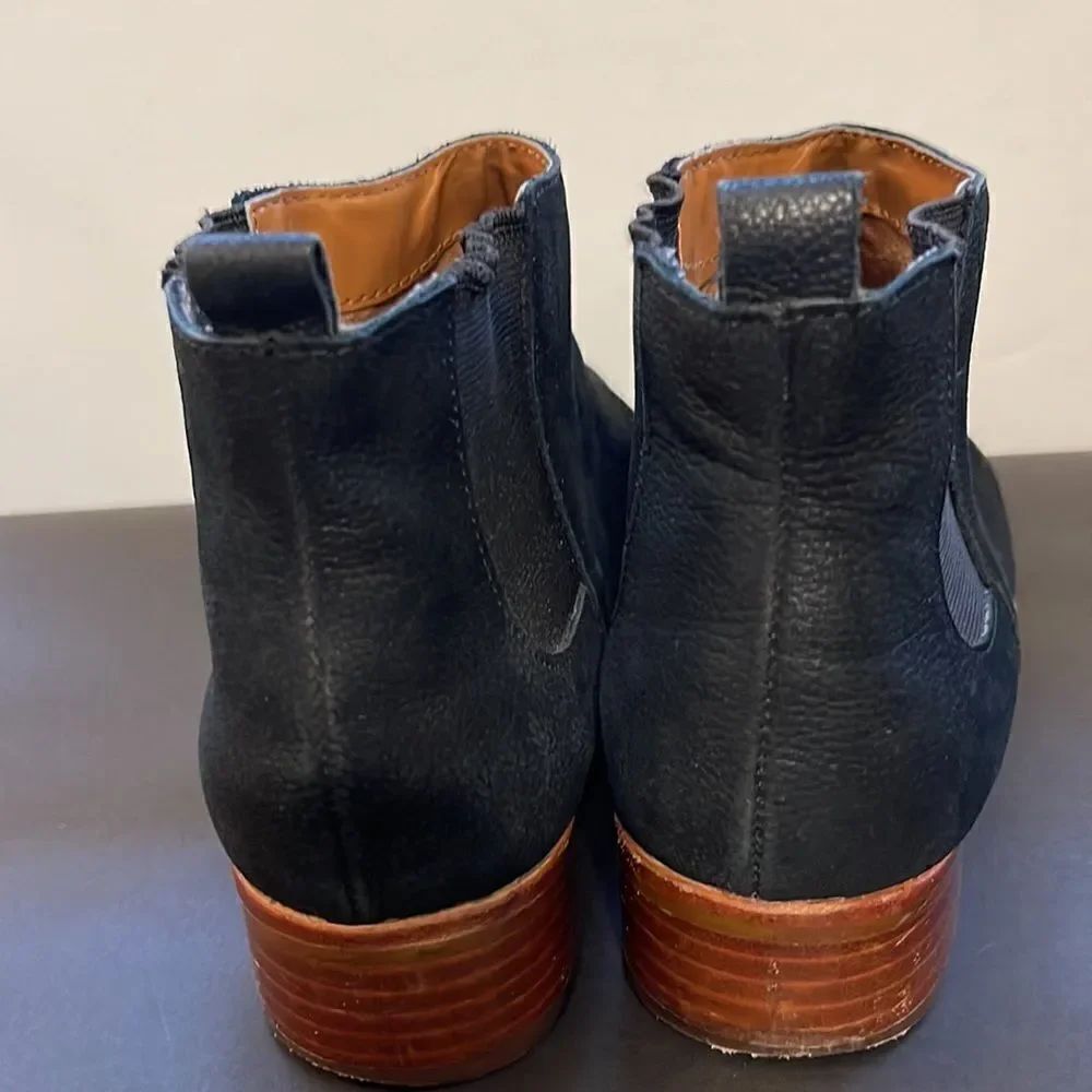 GAP Western Style Leather Booties - Picture 3 of 8